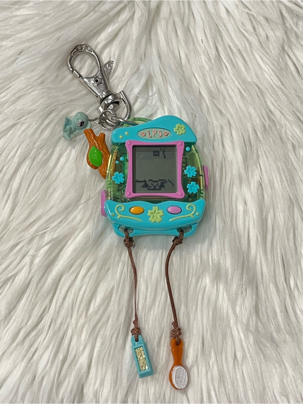 Littlest Pet Shop LPS 2006 Digital Game Handheld Lizard Iguana Virtual Pet